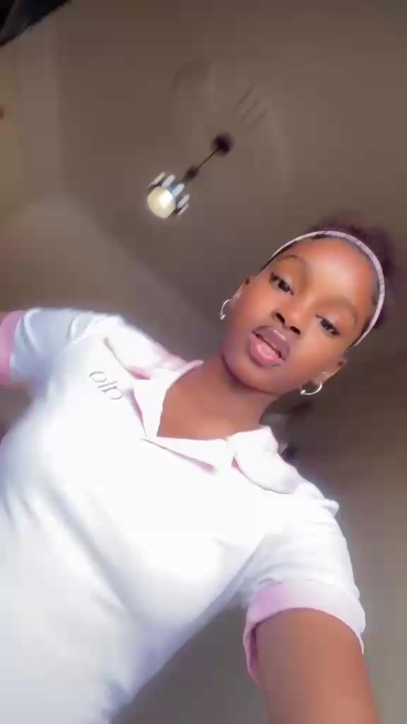 @𝒑𝒓𝒊𝒏𝒄𝒆𝒔𝒔 𝒅𝒐𝒖𝒅𝒂💋