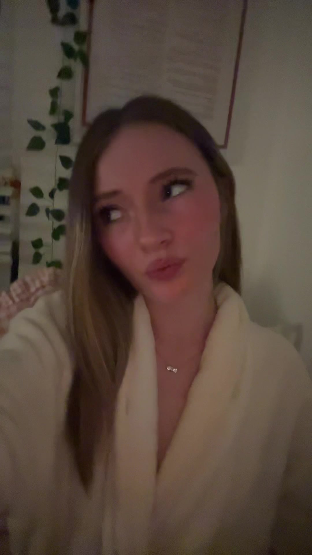 @𝑀𝑜𝓁𝓁𝓎𝑀𝒶𝓎 ⸆⸉  ོ ౨ৎ