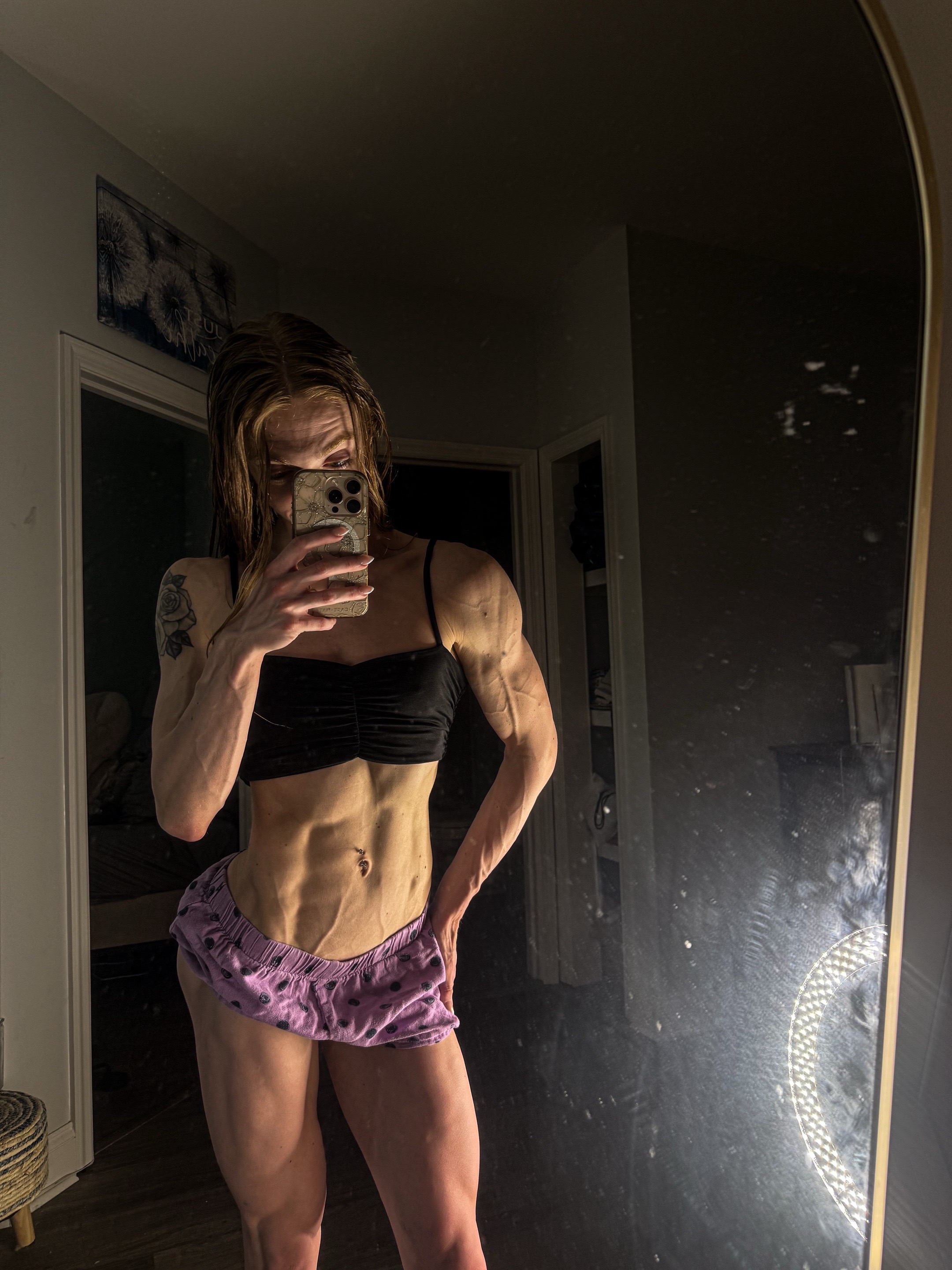 @kenziefitnz