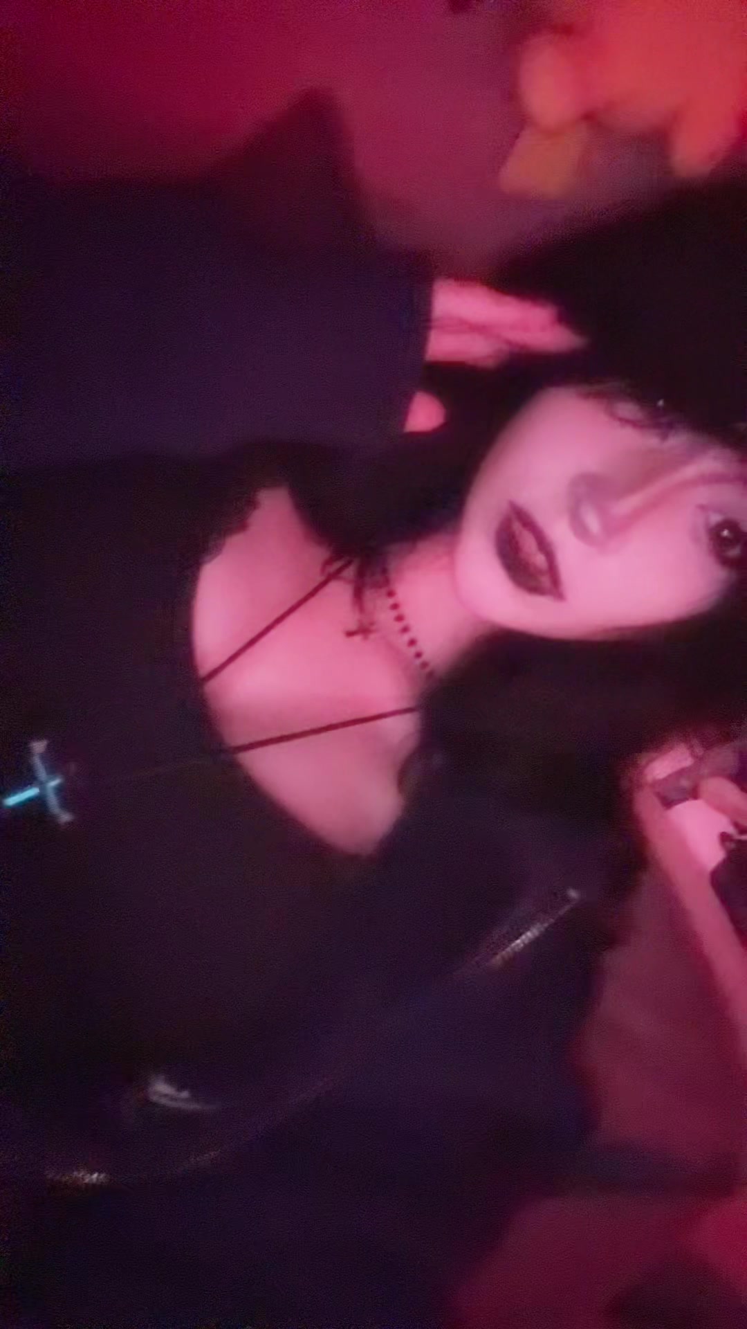 @★
