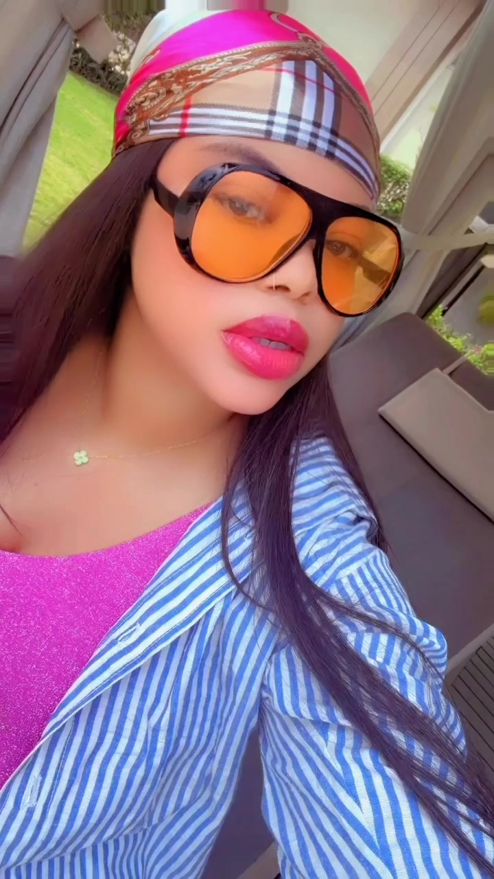 @Rashmee🍑