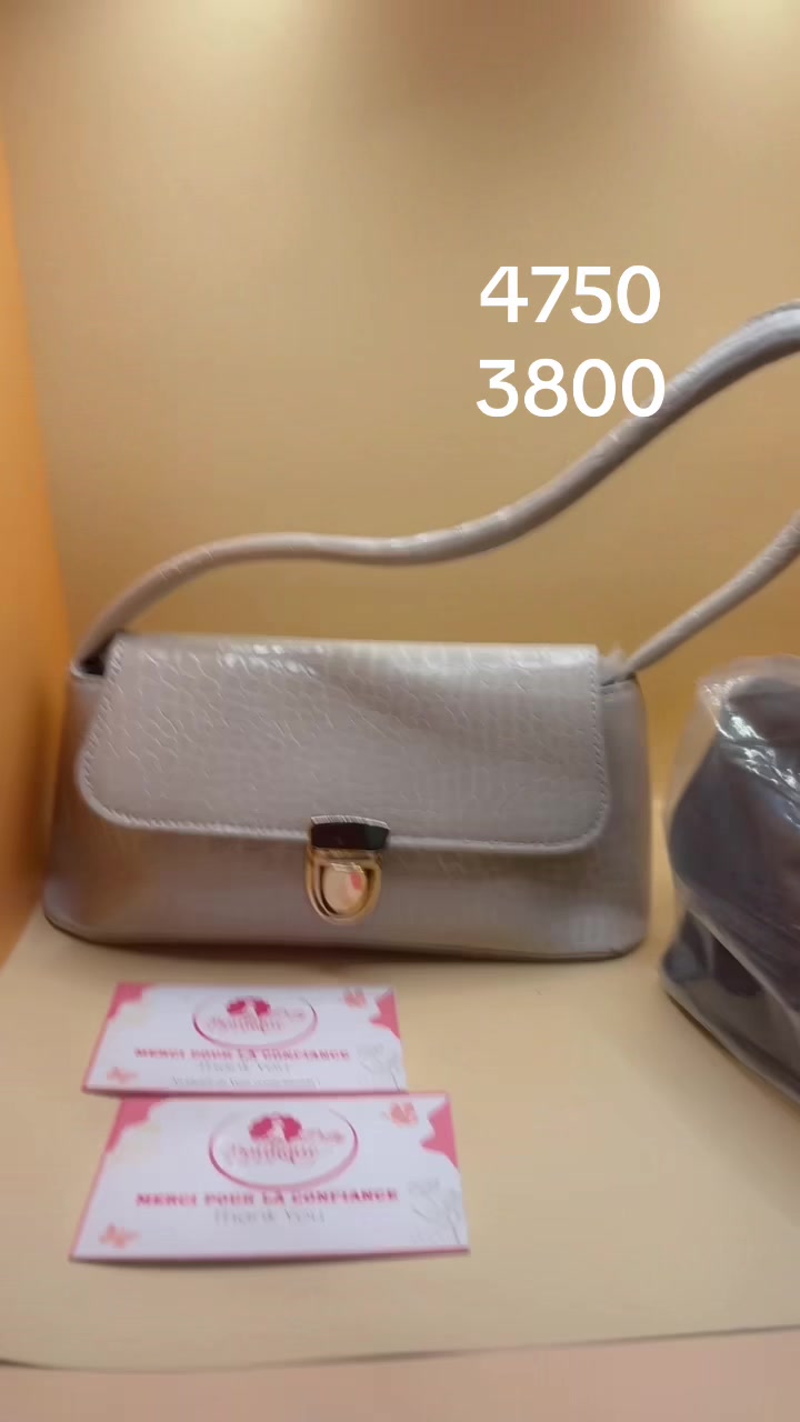 @prettyBoutique