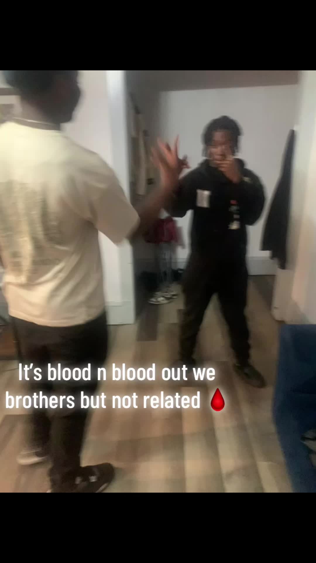 @Hxllywd_