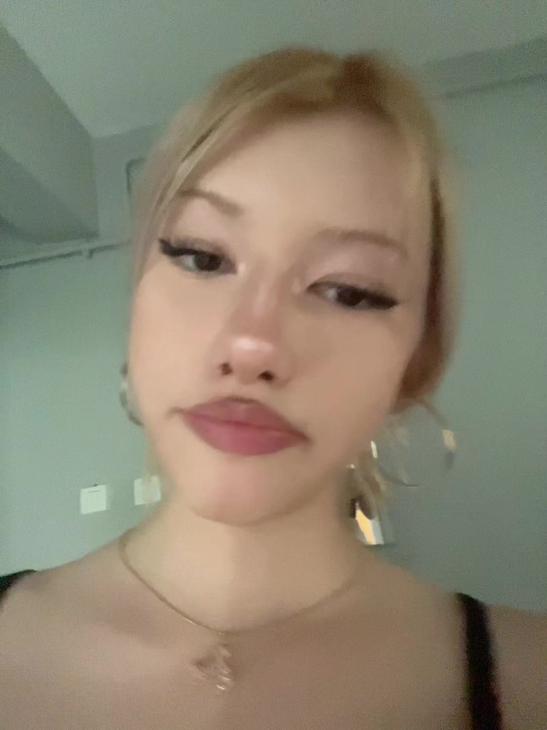@𝓷𝓪𝔃𝓼