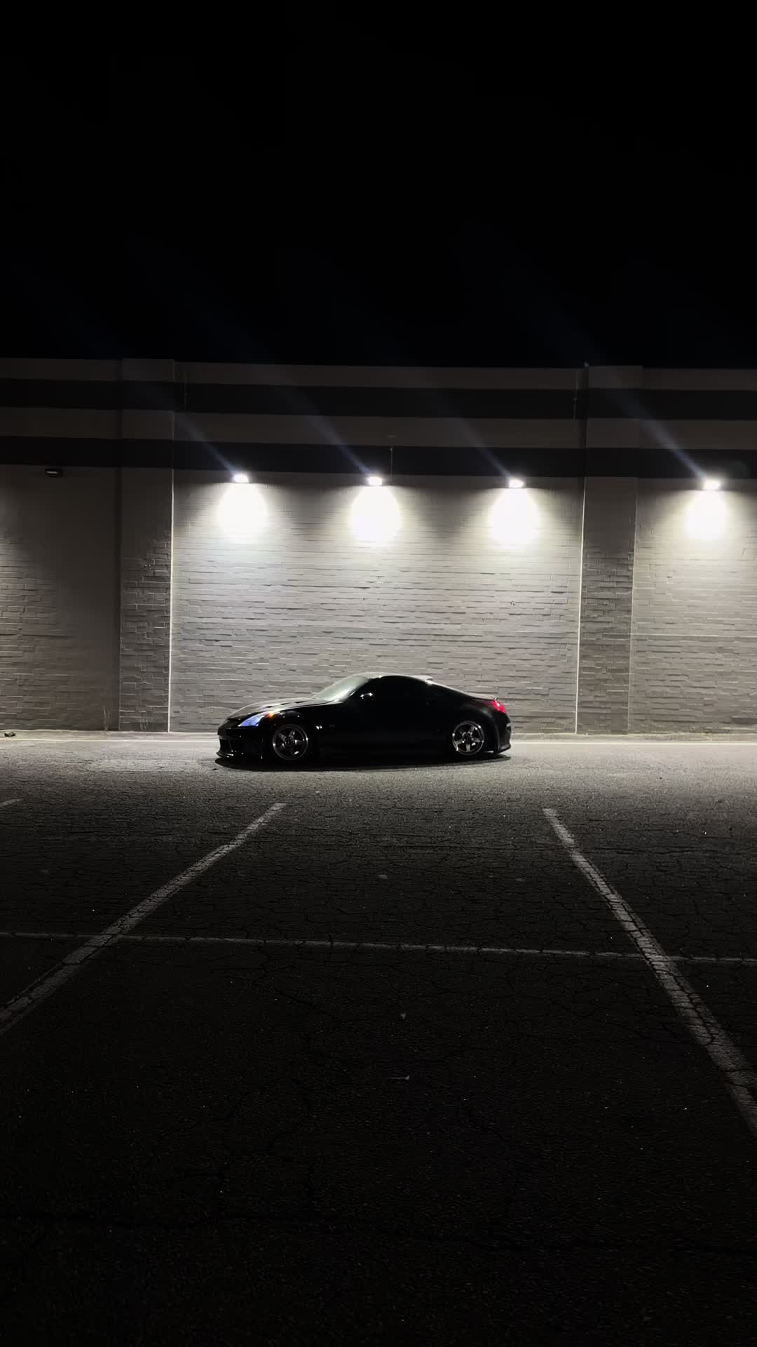 @⃟