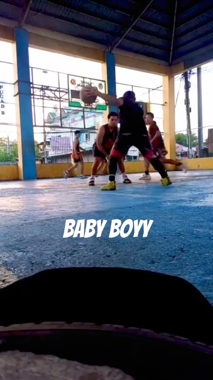 @ONE HANDER💪