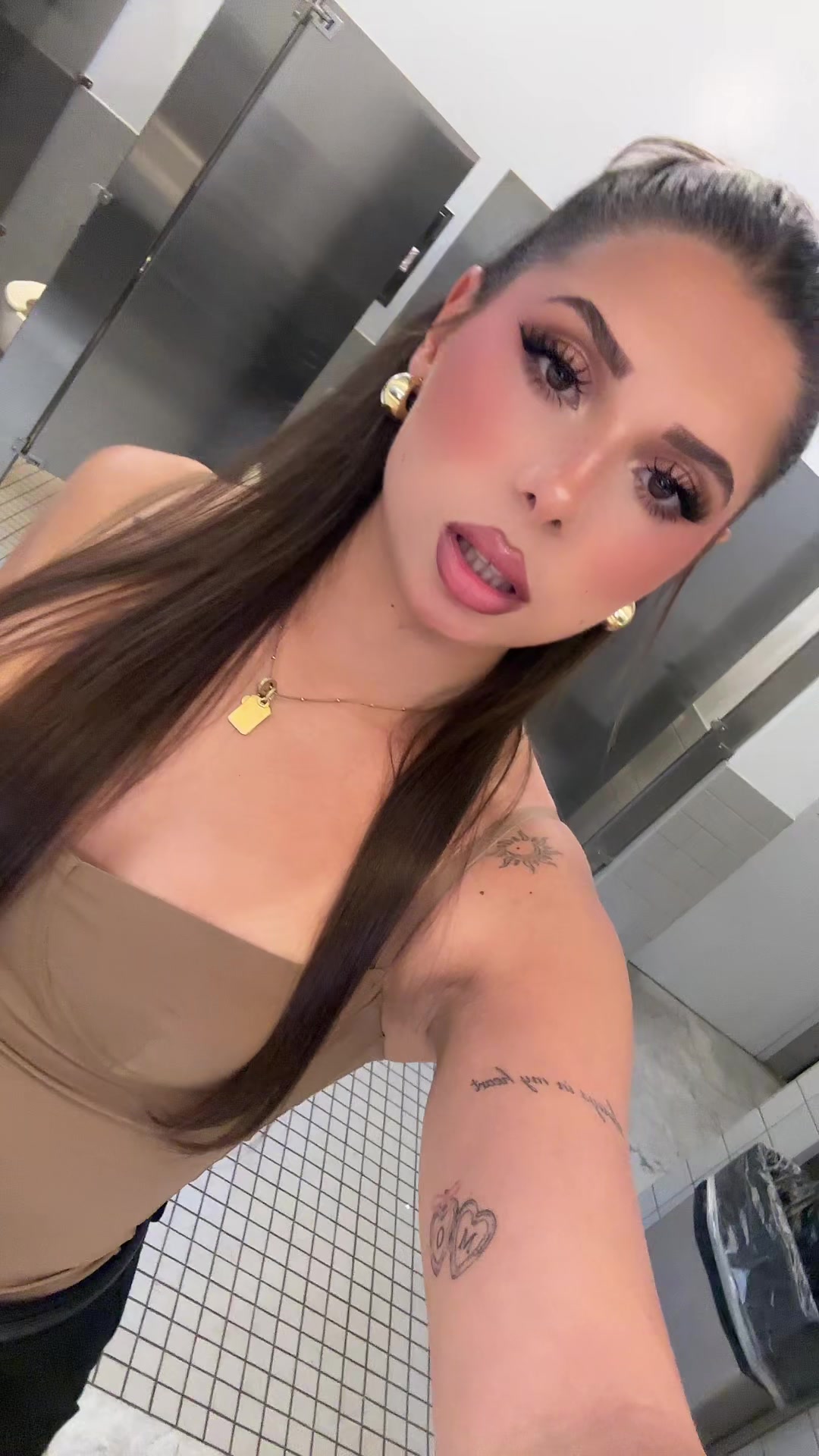 @kat