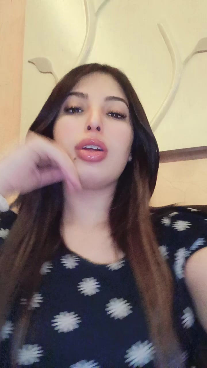 @Nut Ella