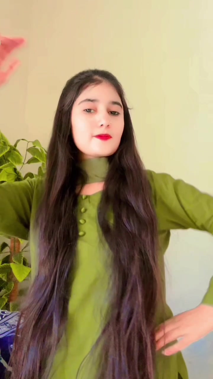 @𝐀𝐟𝐬𝐡𝐚 𝐊𝐡𝐚𝐧