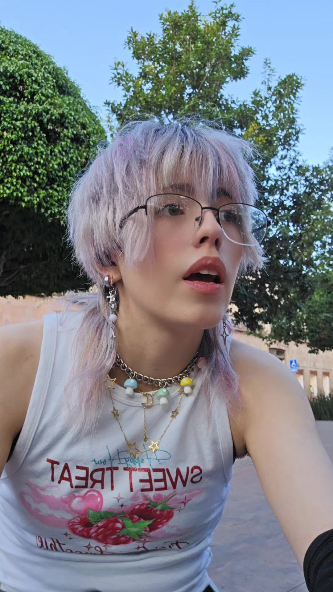 @Mondrag&oacute;n ✧