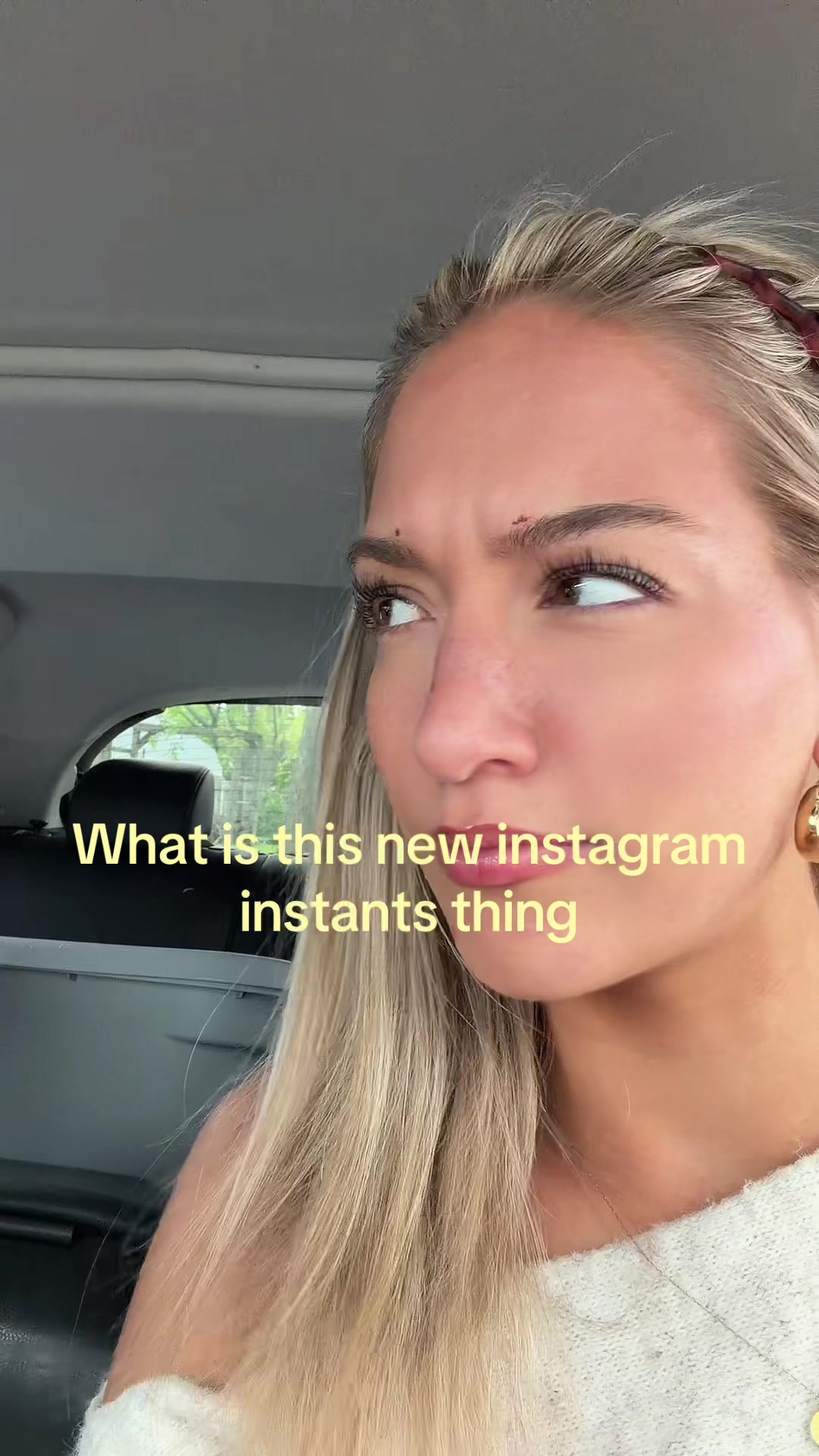 @caitlynnavery