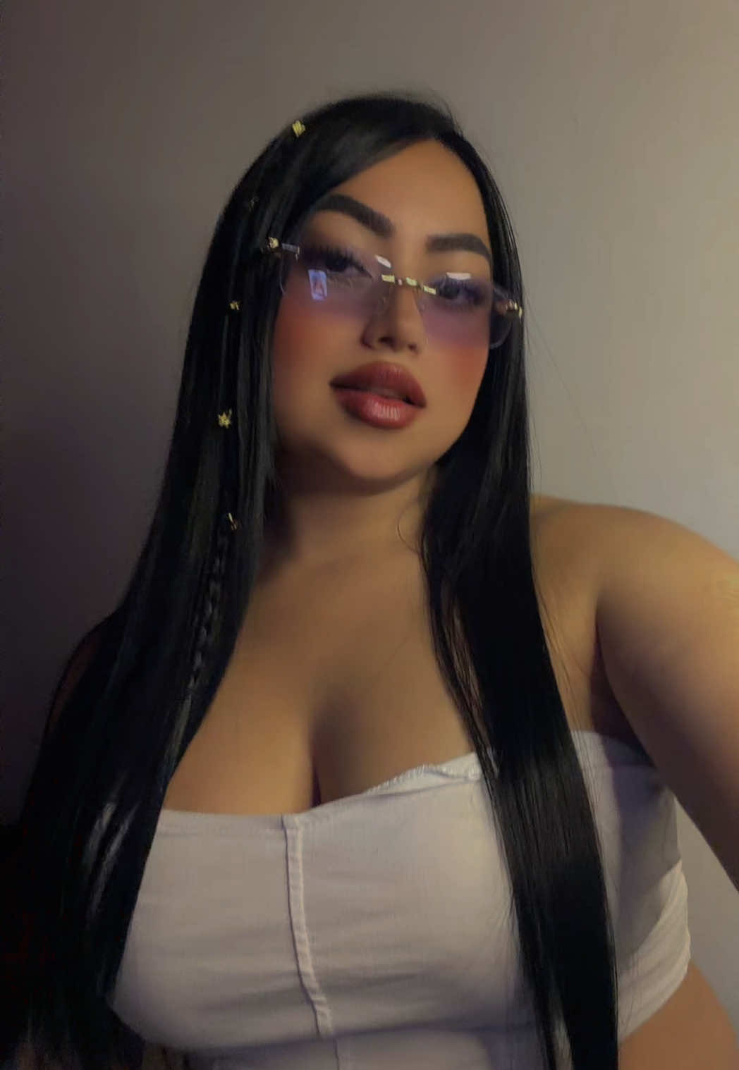 @VALENTINA♡.