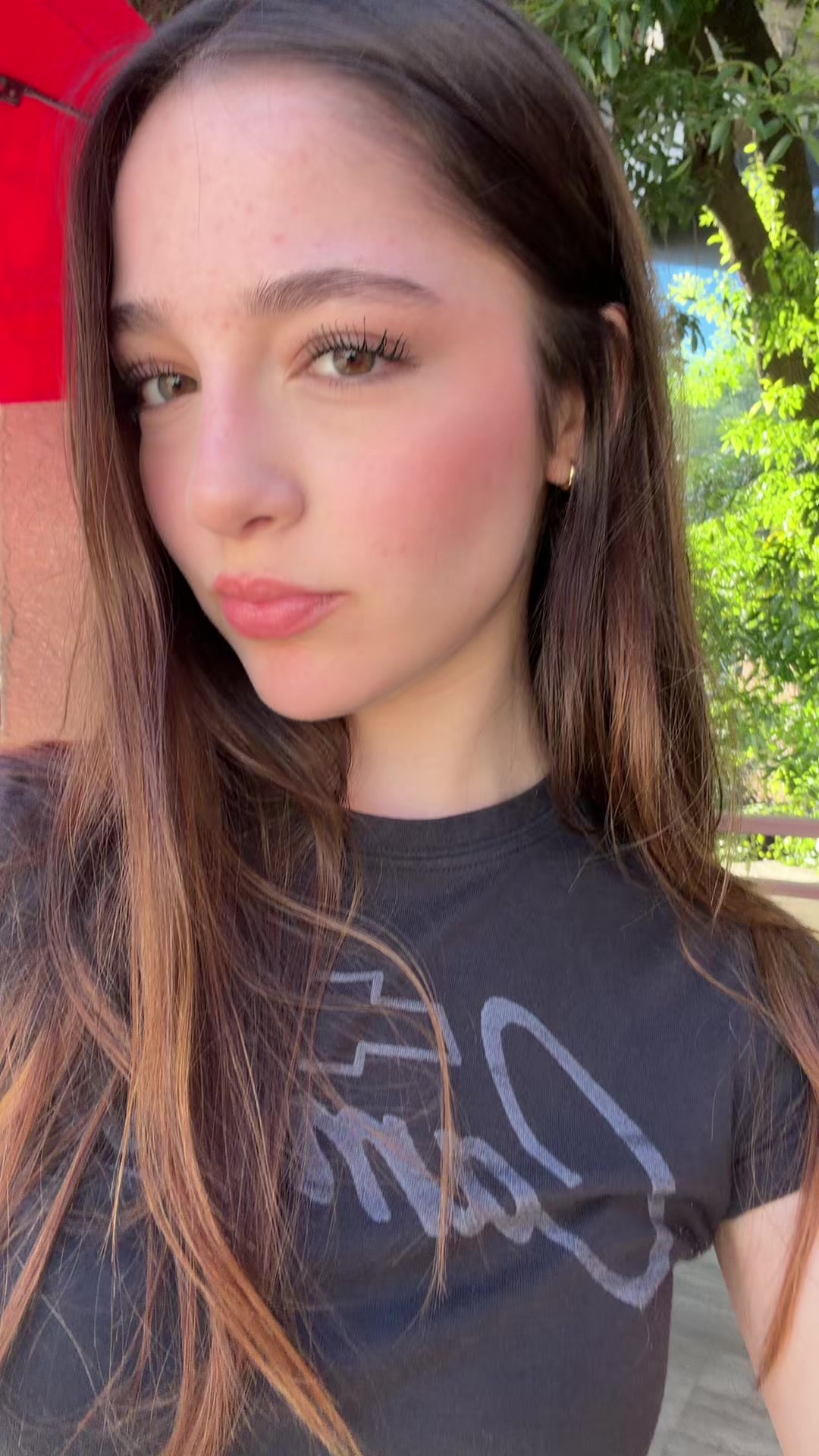 @isabella