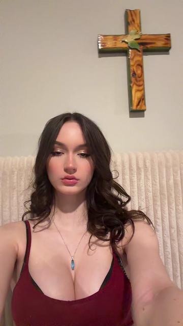 @miakatthebrat