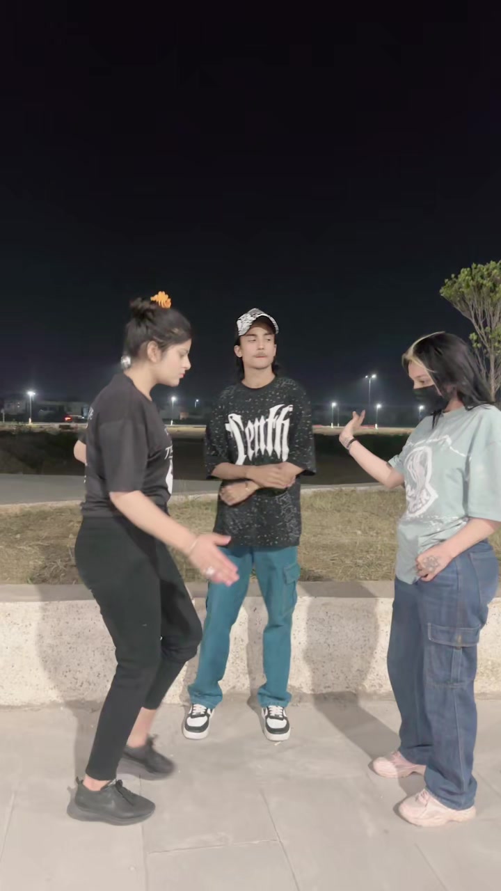 @๐ฝ๐๐โจ