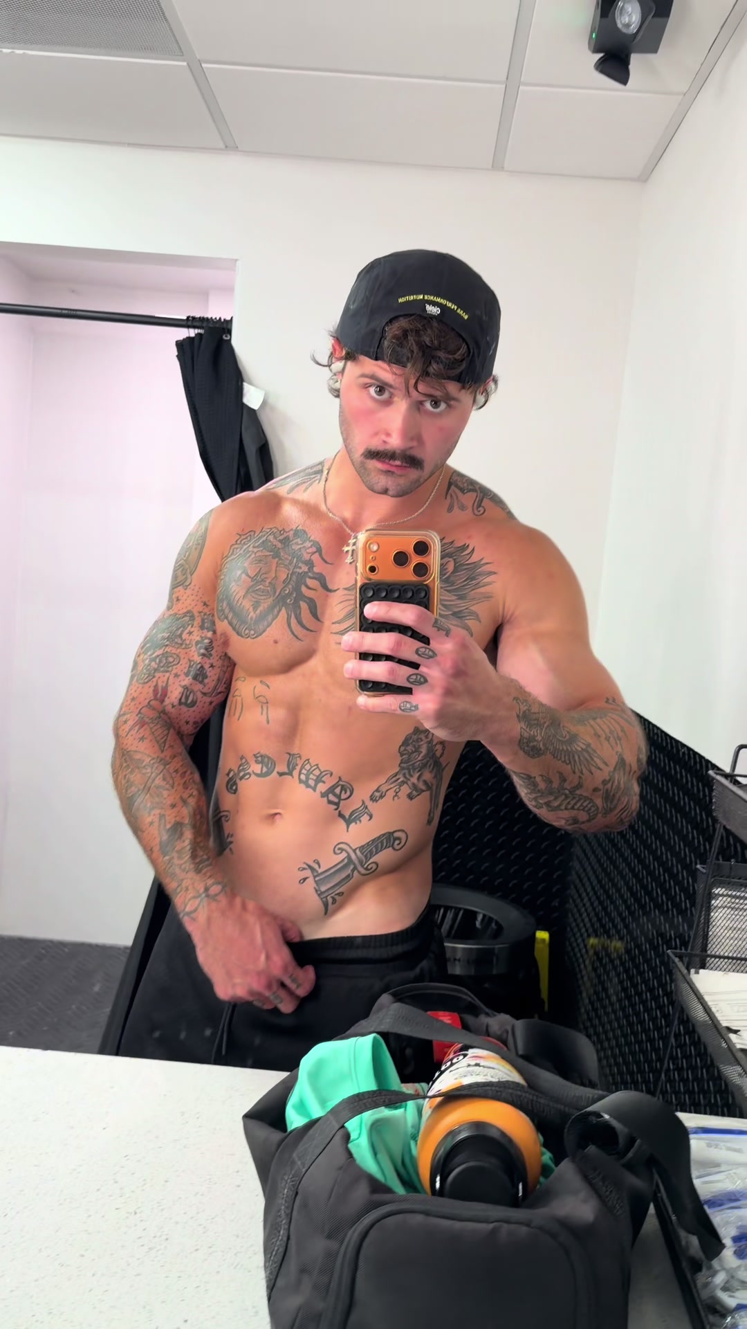 @connorblackism