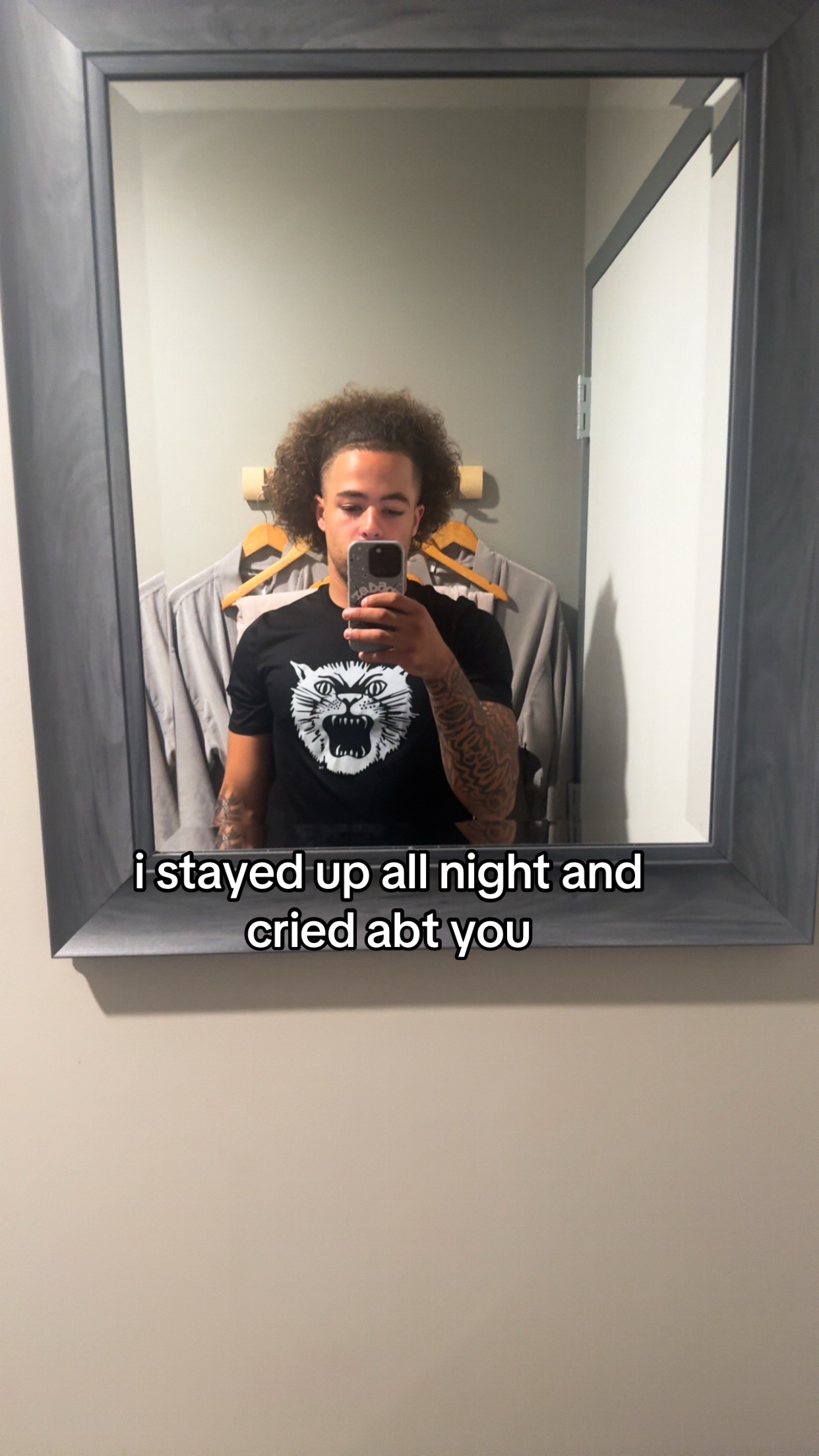 @moneyon2