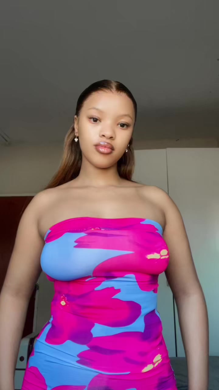 @Ayanda September
