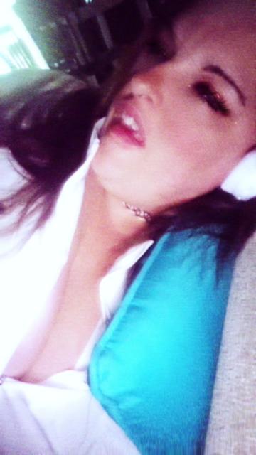 @🎀curvybratbabe71