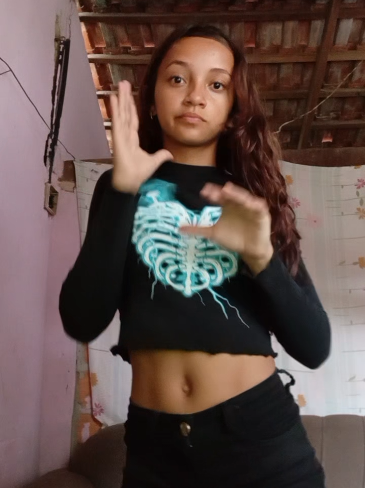 @🫦