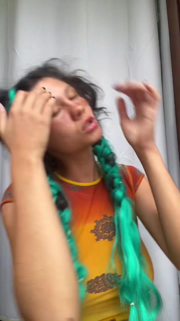 @versinimarie