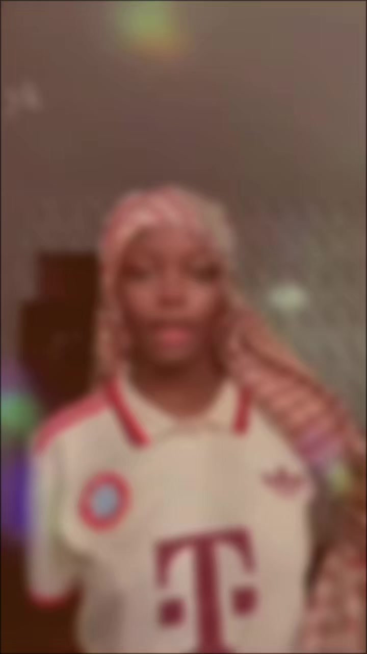 @𝑴𝑰𝑪𝑯𝑨𝑬𝑳&hearts;︎17 🇫🇷