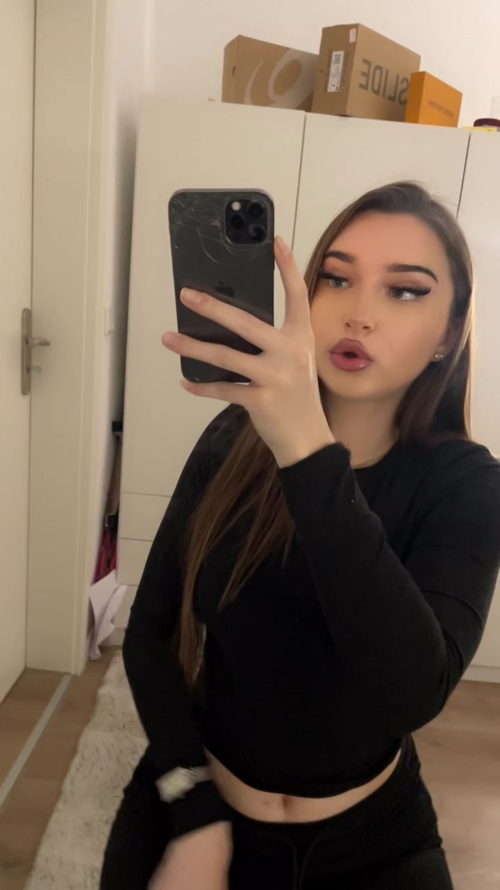 @lucy