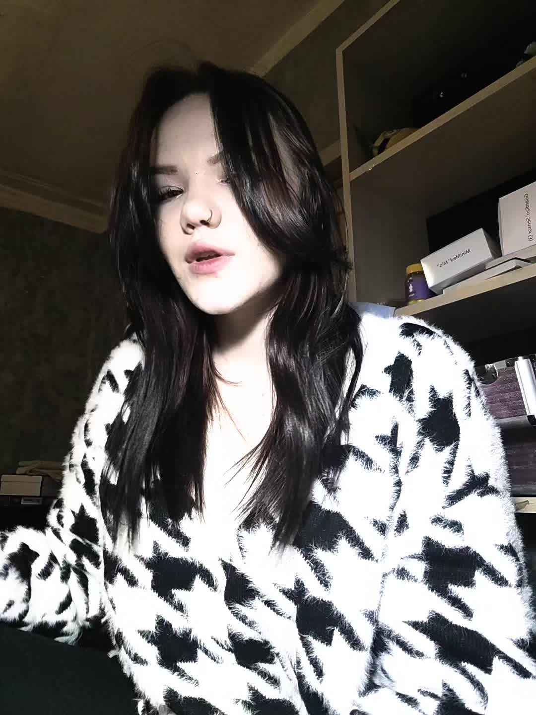 @лолька🎀