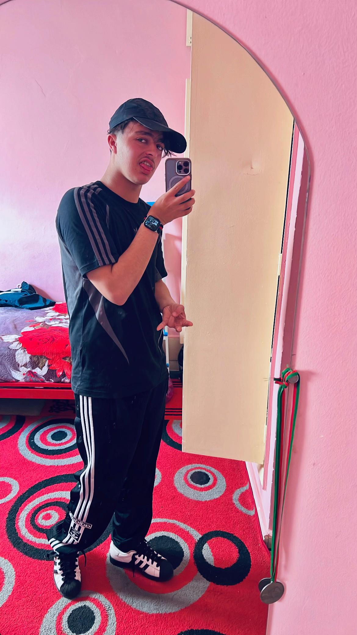 @Fvdel 🐺