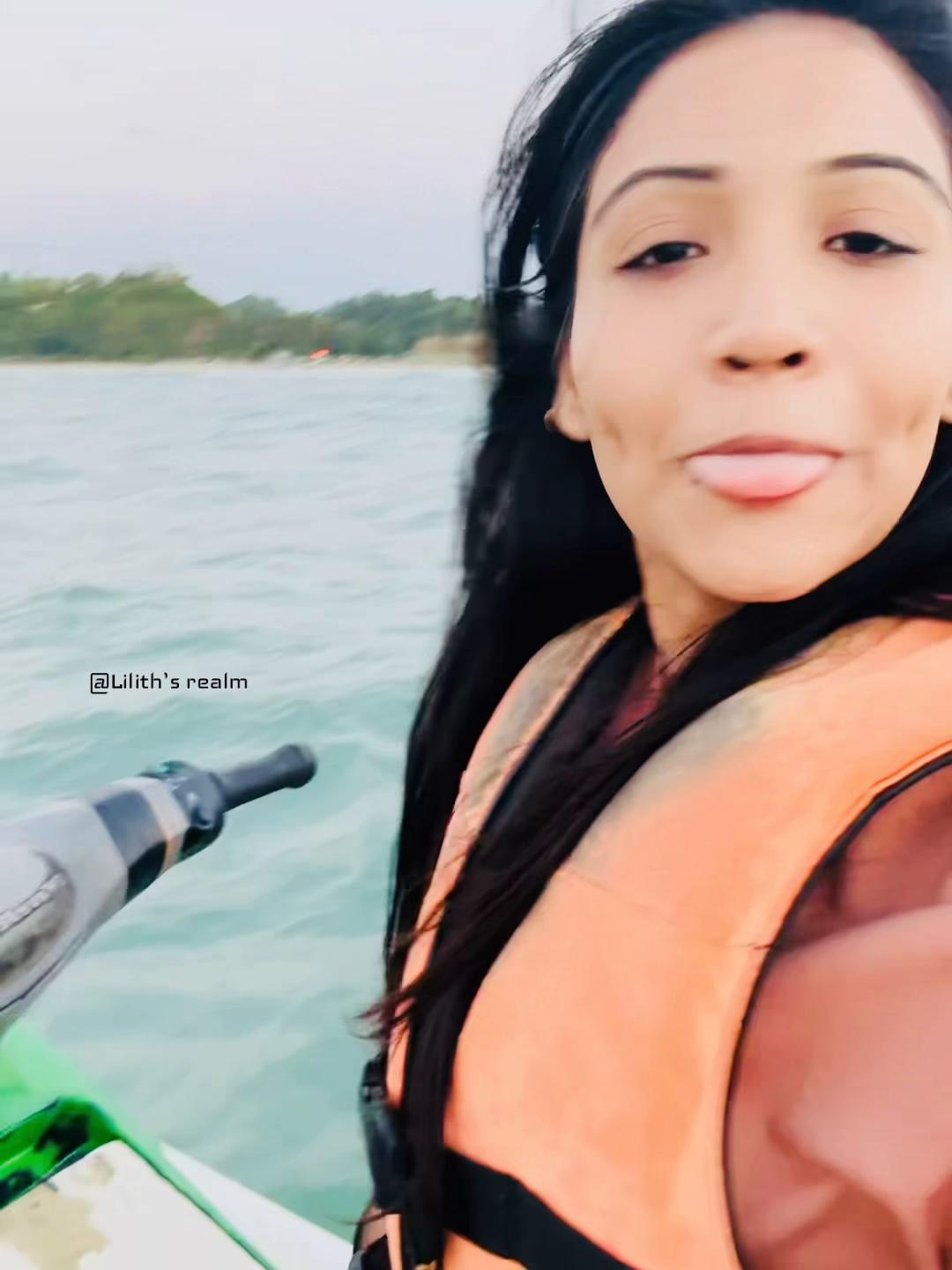 @lilithvibes0