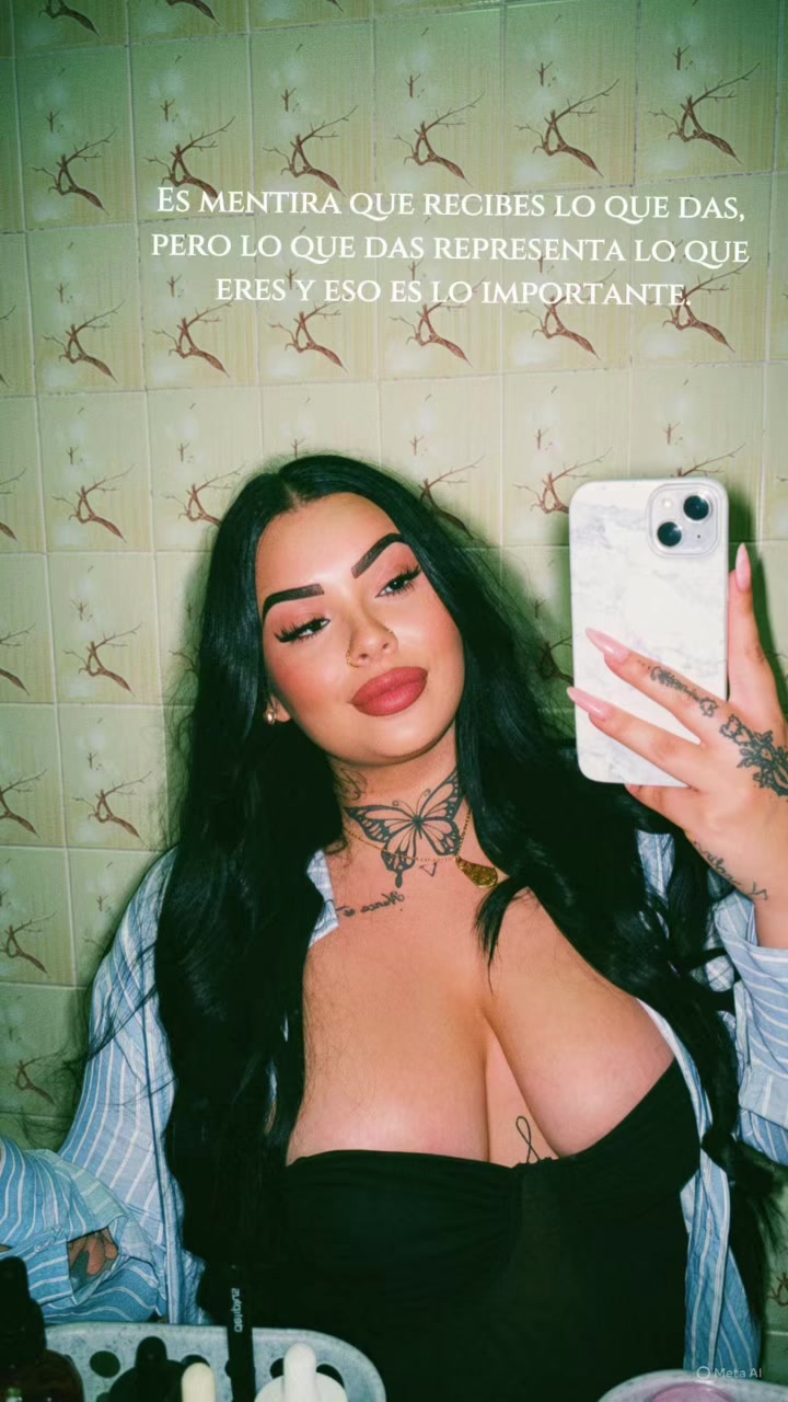 @VERONICA💋