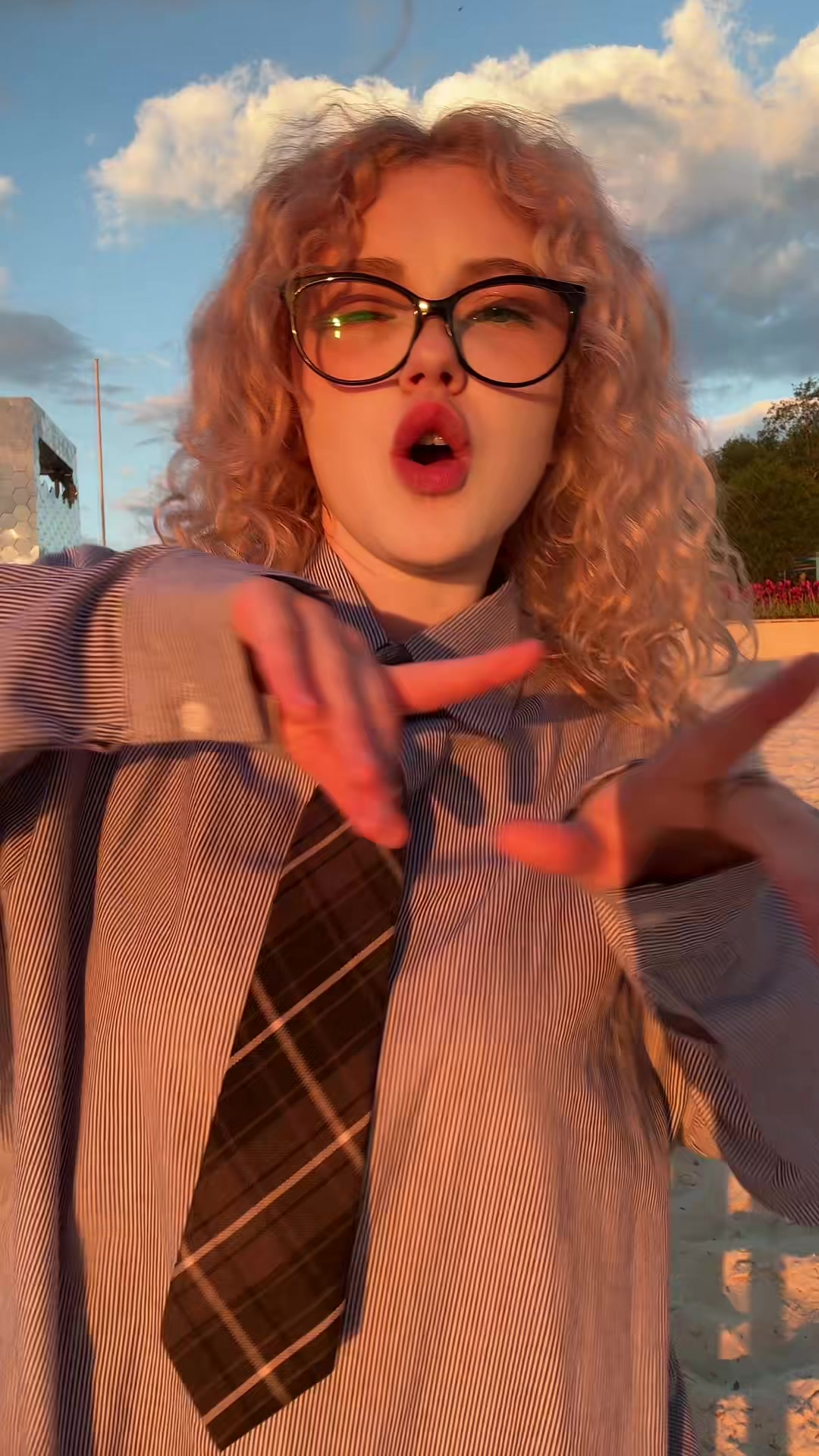 @рия вэсликс <33