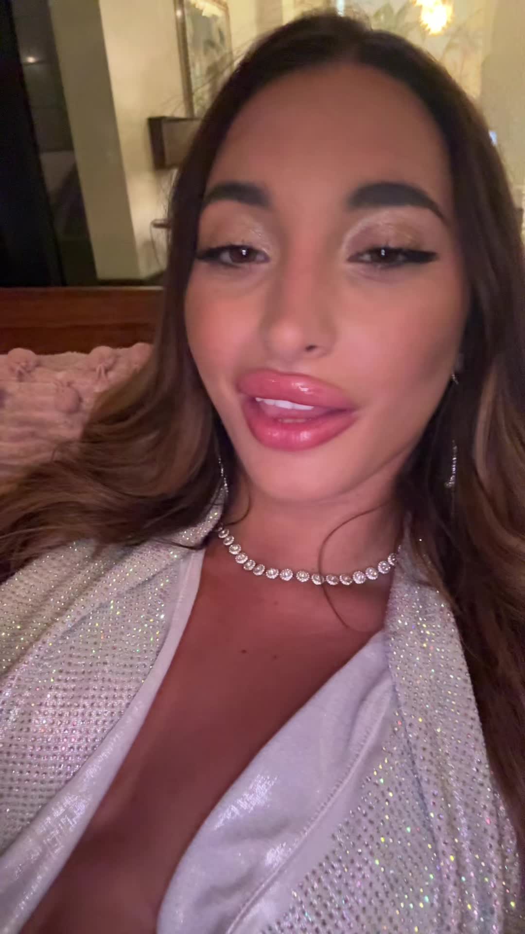 @SARA 💎