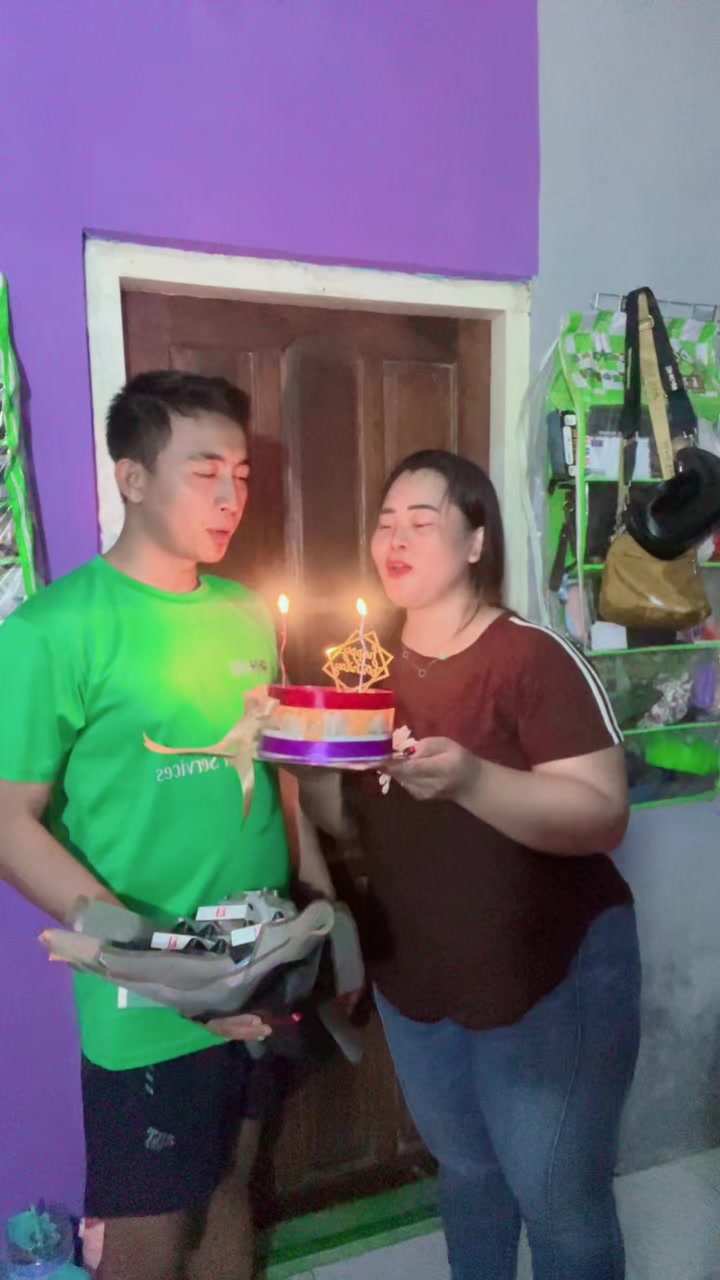 @mamanya della