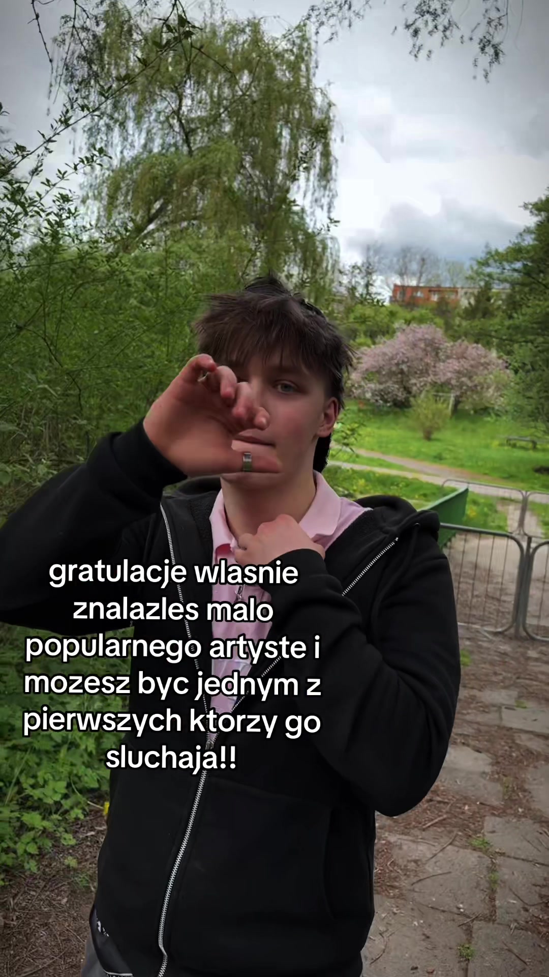 @redrosetroy