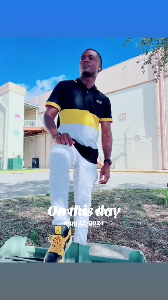 @.......