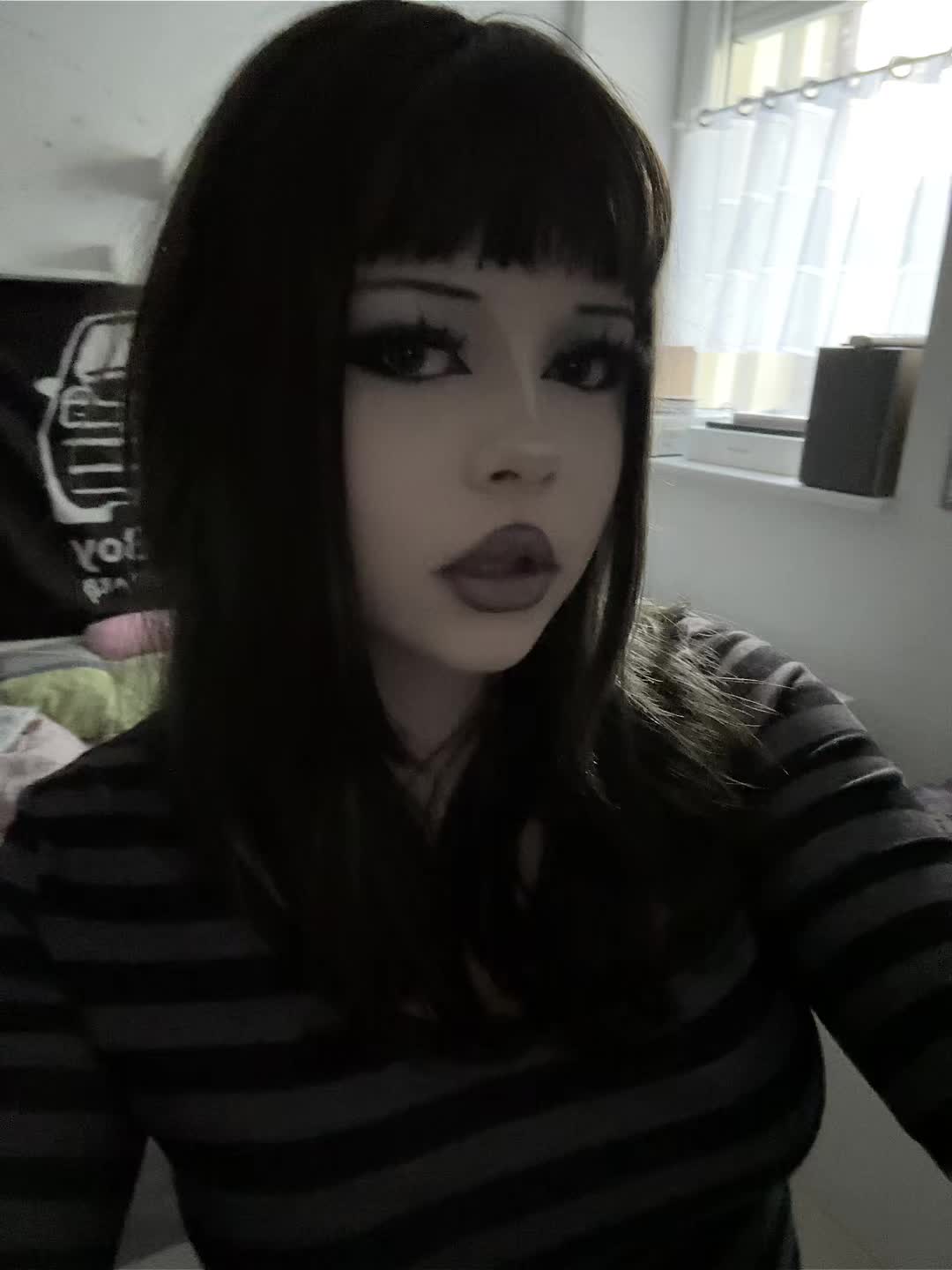 @💭