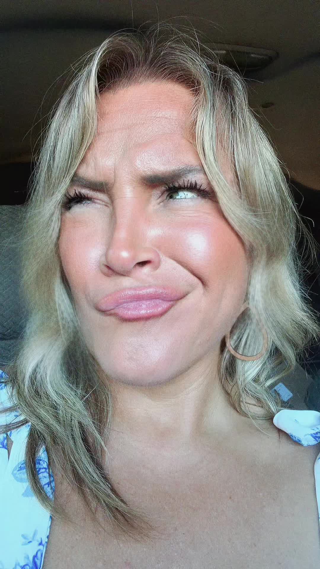@🪽Angela