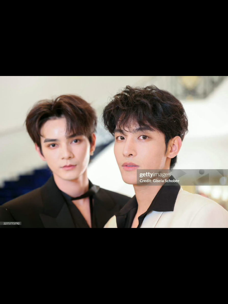 @wens&bull;xizhao era 🧡💛