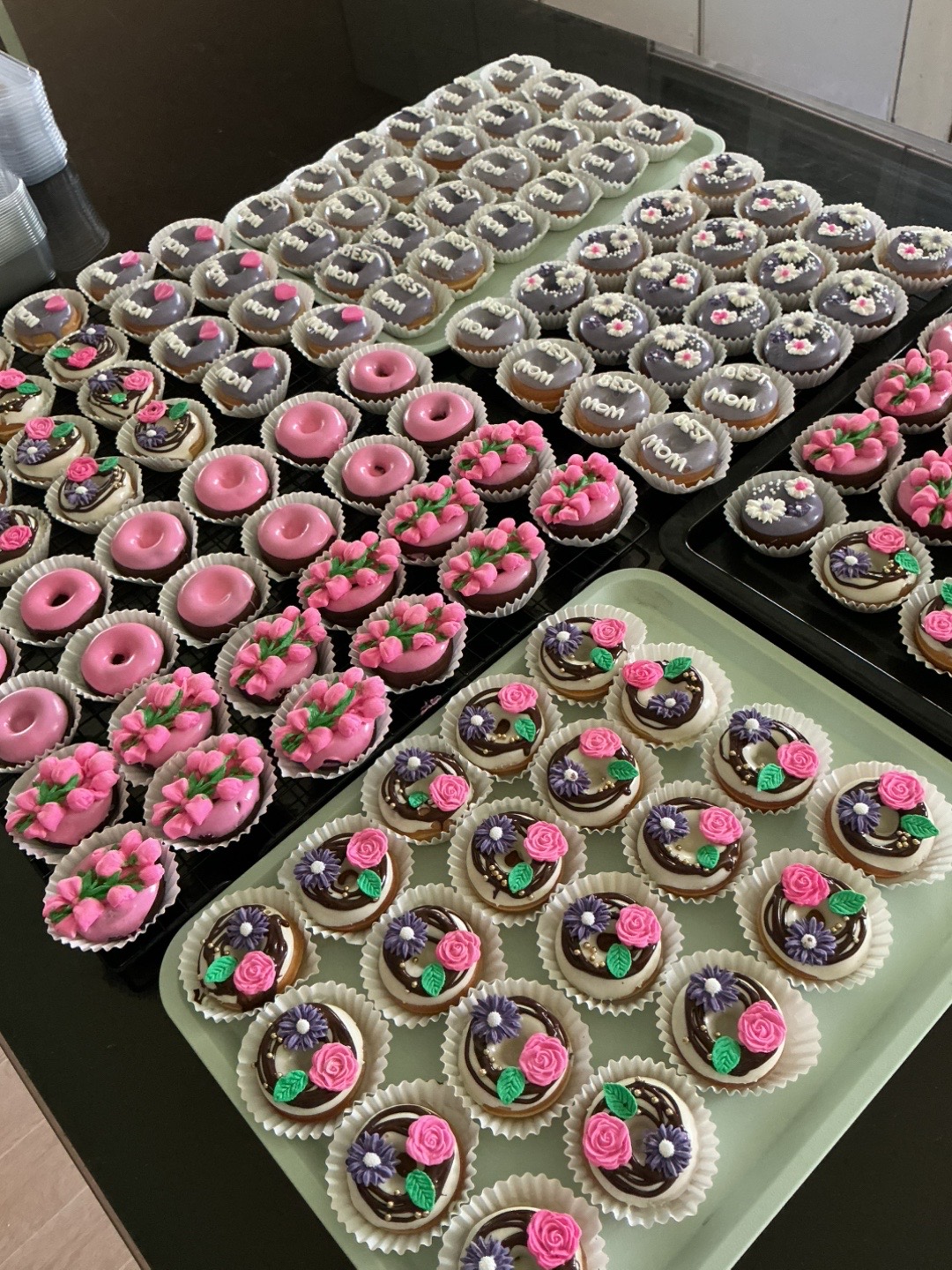 @Leevan’s Sweet Bites