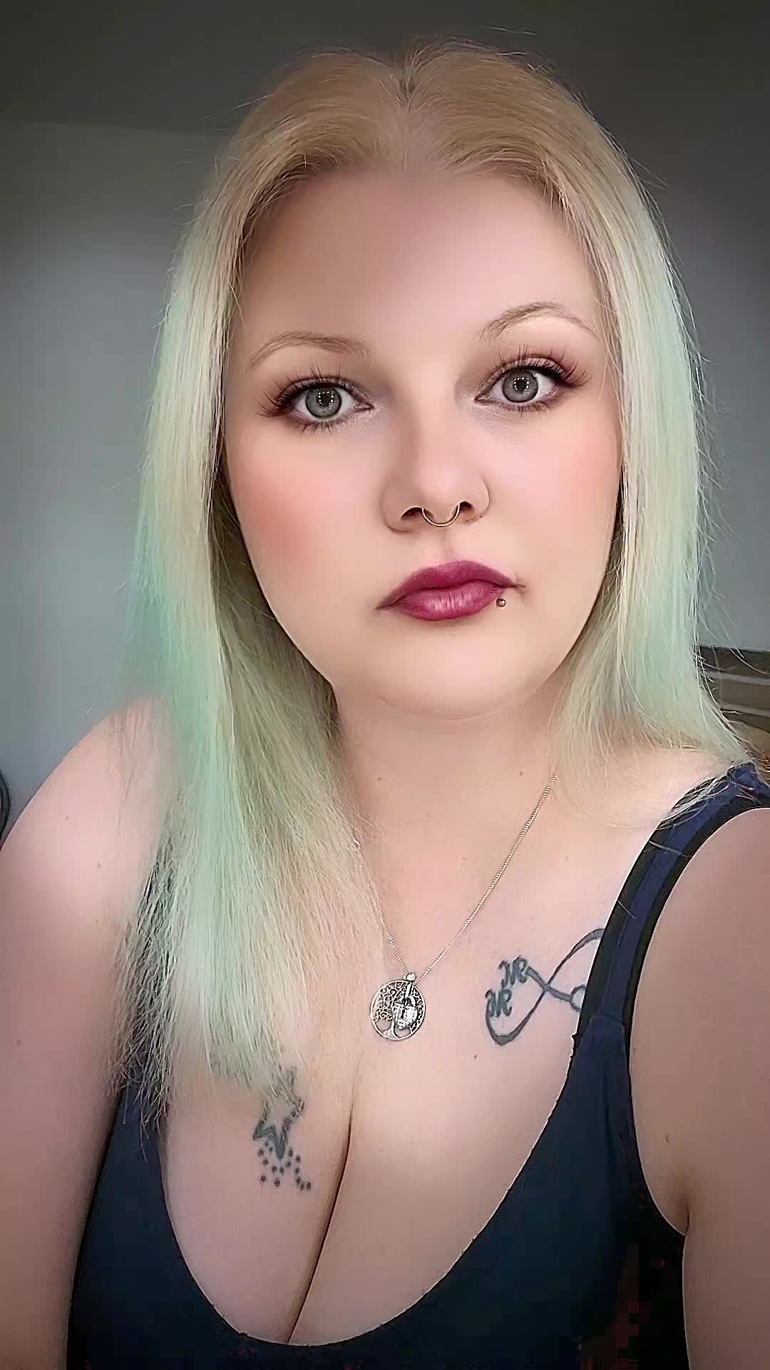 @❤️DieGl&uuml;ckliche❤️