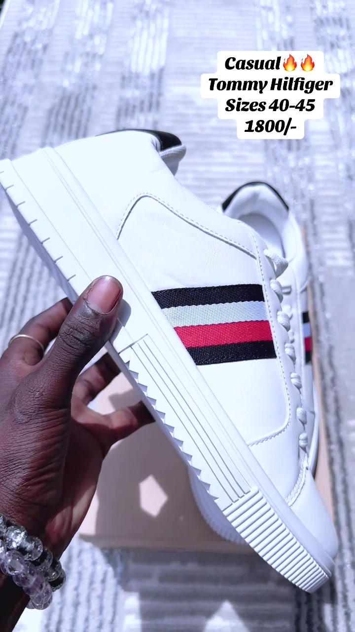 @SNEAKERS BY SHIQUO