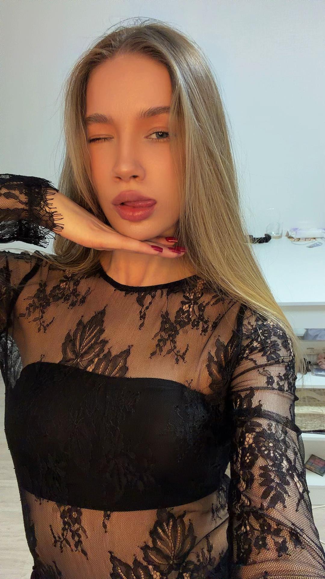 @Torii
