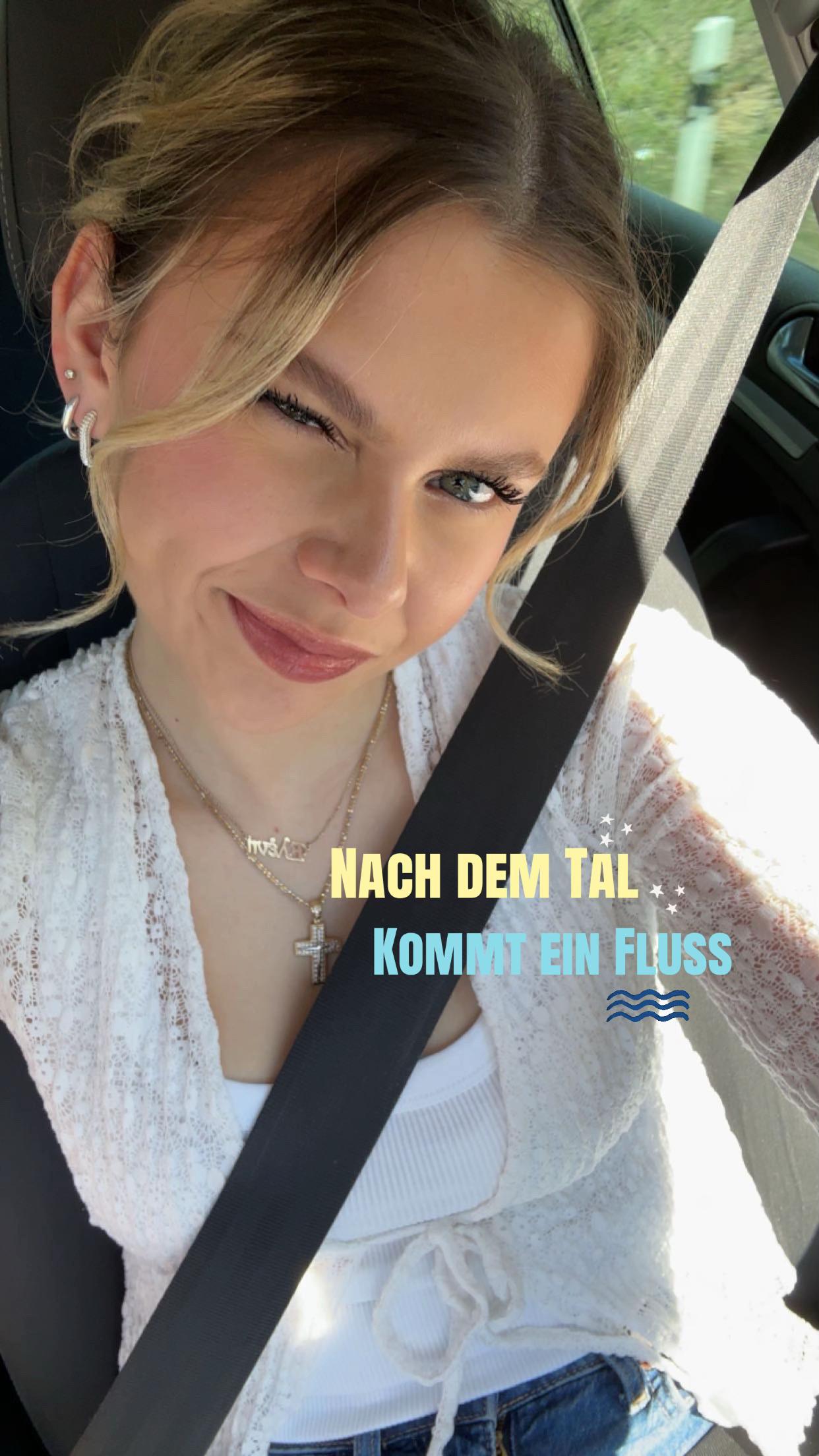 @elena