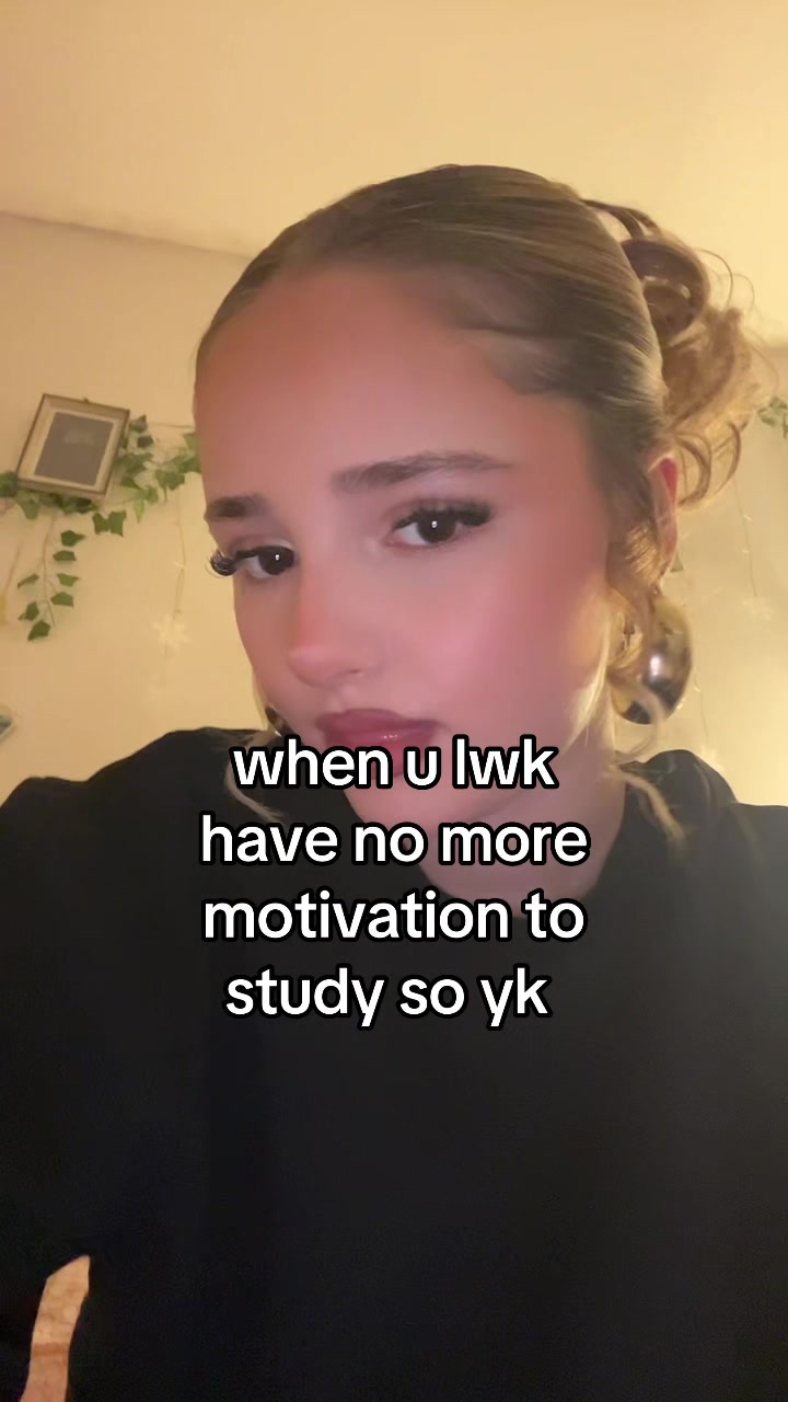 @༺❀༻𝐋 𝐎 𝐑 𝐈 ༺❀༻