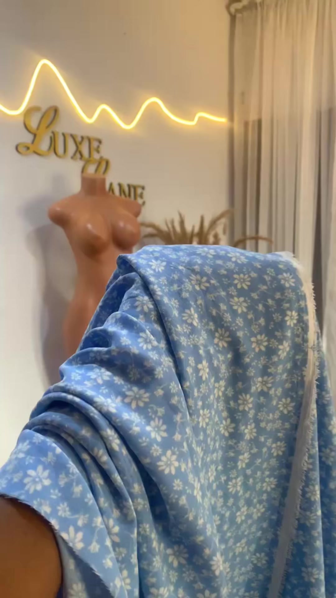 @Luxe_lane
