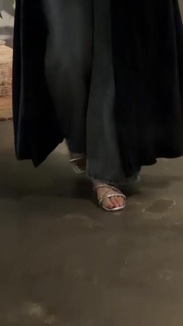 @عَـزيــزة
