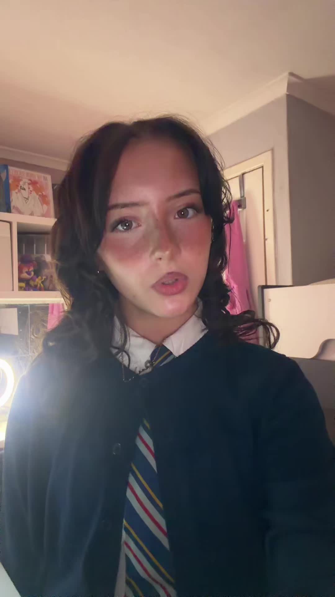 @𝑔𝑒𝑜𝓇𝑔𝒾𝑒 𝓂𝒶𝓎🪷🛼