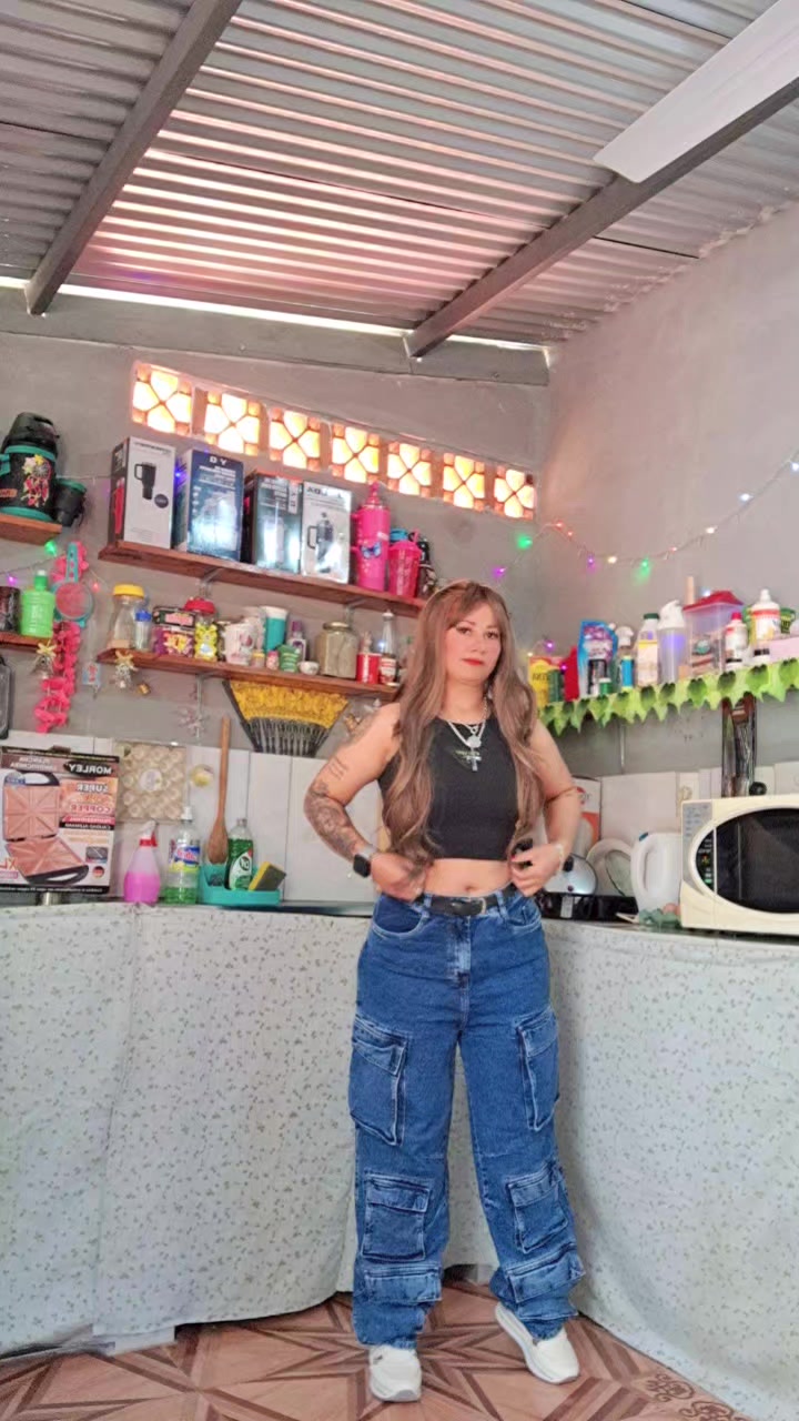 @𝐿𝑒𝑜𝓃𝒶 𝒪𝒻𝒾𝒸𝒾𝒶𝓁🦁✨