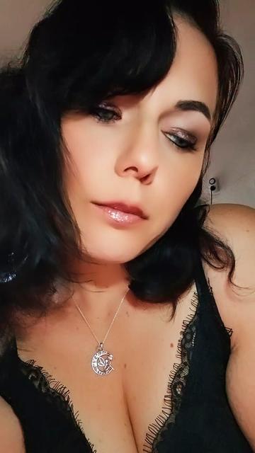 @Juliafee